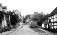 Evangelist's Wagon In The Village 1899, Ombersley