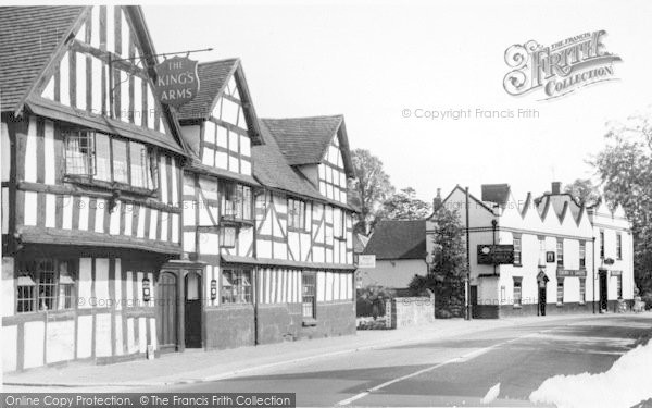 Photo of Ombersley, The King's Arms And Crown And Sandys Hotel c.1960