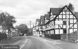 The King's Arms Hotel c.1955, Ombersley