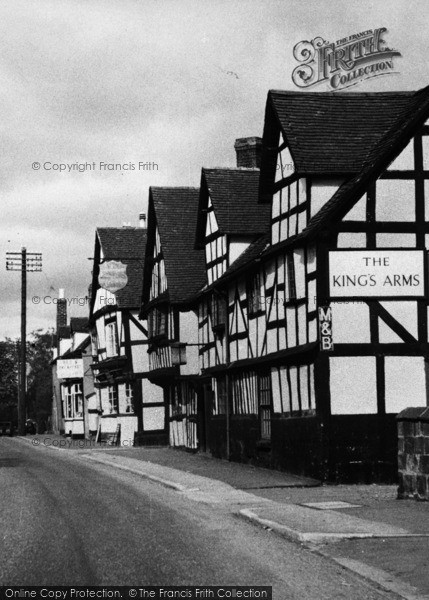 Photo of Ombersley, The King's Arms Hotel c.1955