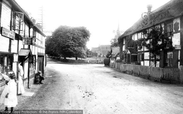 Photo of Ombersley, The Post Office 1910