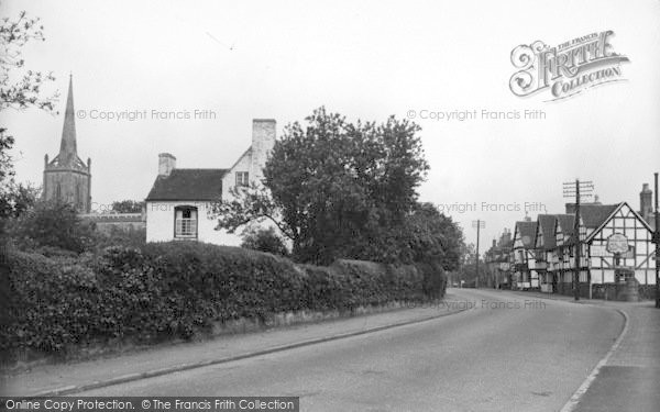 Photo of Ombersley, The Village c.1938