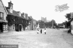 The Village 1909, Orford