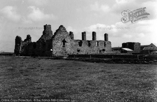 Photo of Orkney, Earl's Palace, Birsay 1954