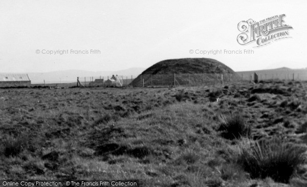 Photo of Orkney, Unstan Chambered Cairn c.1955