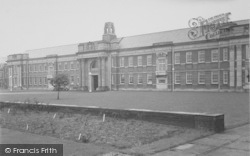 Edge Hill College, Main Entrance c.1955, Ormskirk