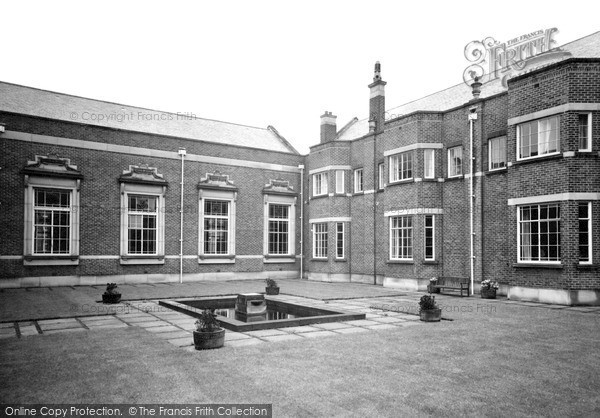 Photo of Ormskirk, The Courtyard, Edge Hill College c.1955