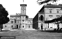 1924, Osborne House