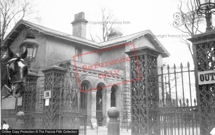 Photo of Osborne House, Gateway 1908