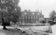 The Queen Ann Houses c.1955, Otford