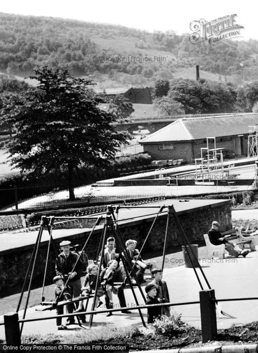 Photo of Otley, Wharfemeadows Park c.1960