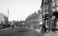 Bridge Road c.1955, Oulton Broad