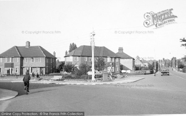 Photo of Oulton Broad, Cross Roads c.1955