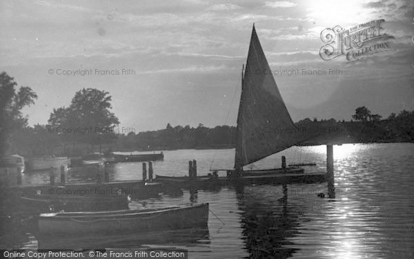 Photo of Oulton Broad, Evening c.1939