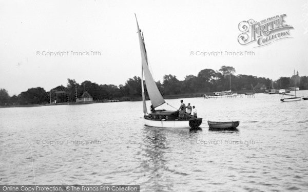 Photo of Oulton Broad, General View c.1939