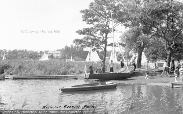 Photo of Oulton Broad, Nicholas Everitt Park c.1960