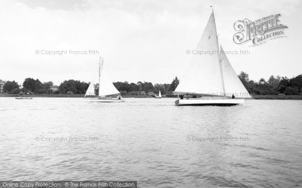 Photo of Oulton Broad, Sailing c.1960