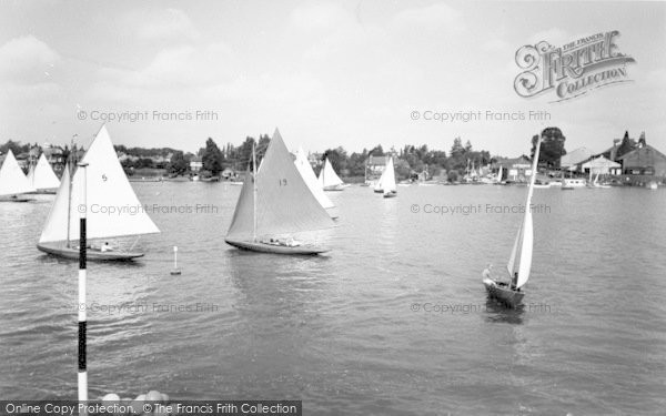 Photo of Oulton Broad, Sailing c.1960