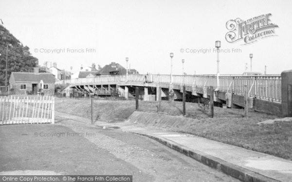 Photo of Oulton Broad, The Bridge c.1955