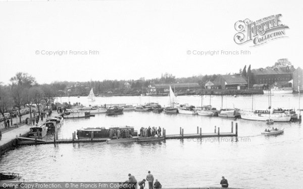 Photo of Oulton Broad, The Jetty c.1960
