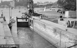 The Lock c.1955, Oulton Broad