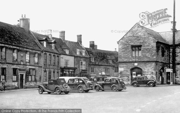 Photo of Oundle, Market Place c.1950