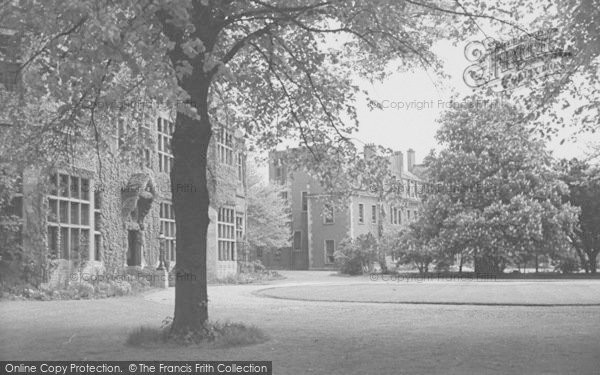 Photo of Oundle, Milton Road School Houses c.1950
