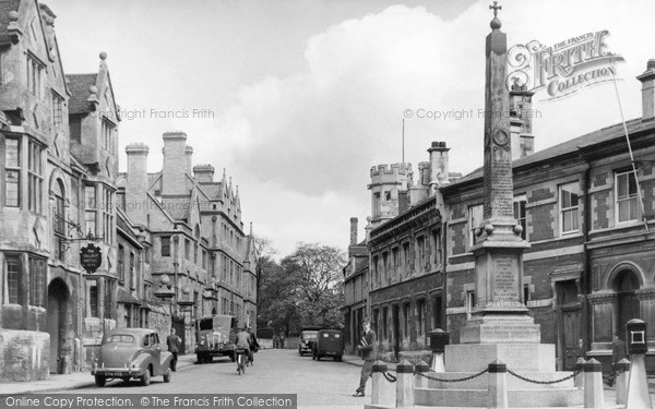 Photo of Oundle, New Street c.1950
