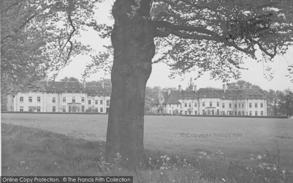 Photo of Oundle, Sanderson And Dryden School Houses c.1950