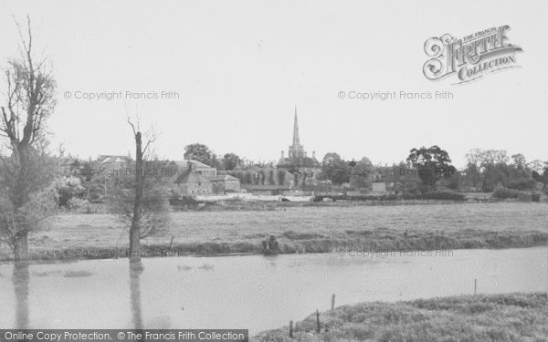 Photo of Oundle, View From The River c.1955
