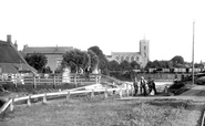 The Sluice 1901, Outwell
