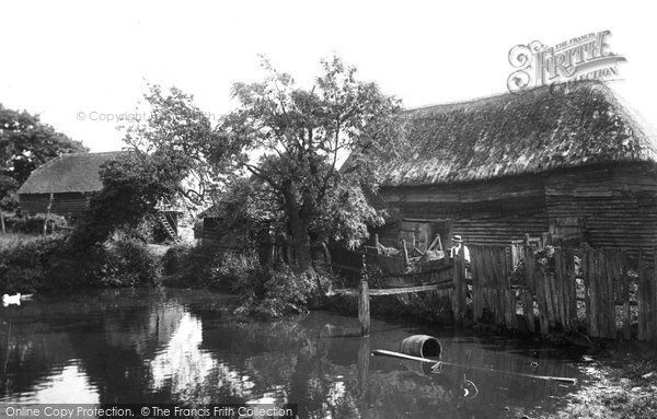 Photo of Outwood, Old Hall Farm 1908