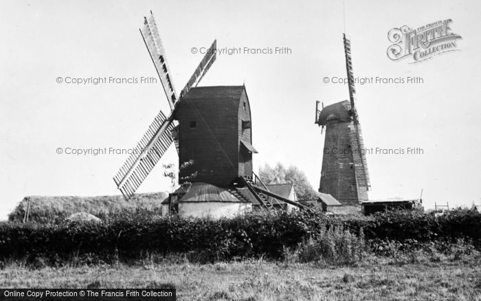 Photo of Outwood, The Windmills c.1937
