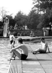 Boys At The Solarium, Overstone Park c.1955, Overstone