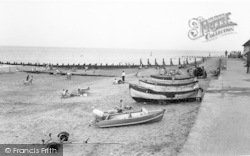 The Beach c.1960, Overstrand