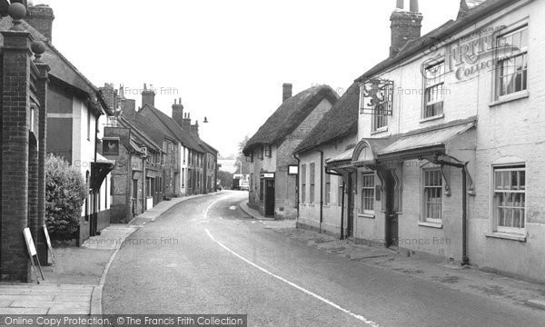 Photo of Overton, The Red Lion, High Street c.1955