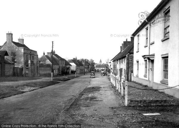 Photo of Overton, Winchester Road c.1950