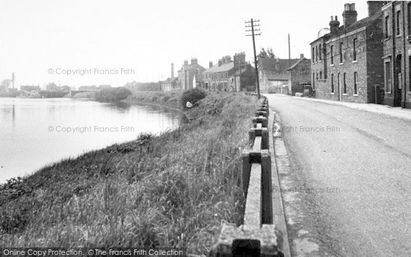 Photo of Owston Ferry, The River And South Street c.1955