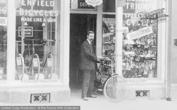 Photo of Oxford, Armstead's Cycle Shop 1911