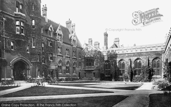 Photo of Oxford, Balliol College, Front Quad 1922