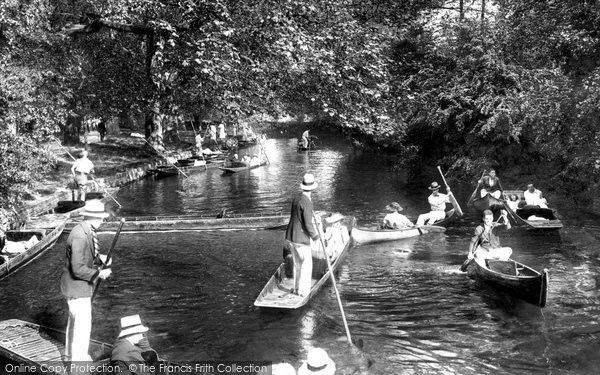 Photo of Oxford, Boating On The Cherwell 1922