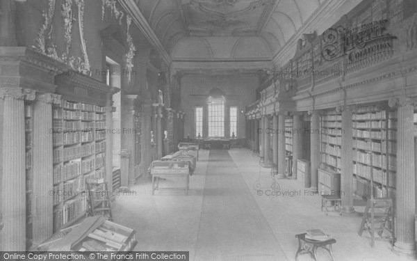 Photo of Oxford, Christ Church Library 1912
