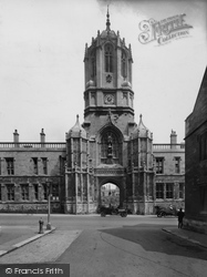 Christ Church, Tom Tower 1922, Oxford