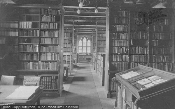 Photo of Oxford, Exeter College Library 1912