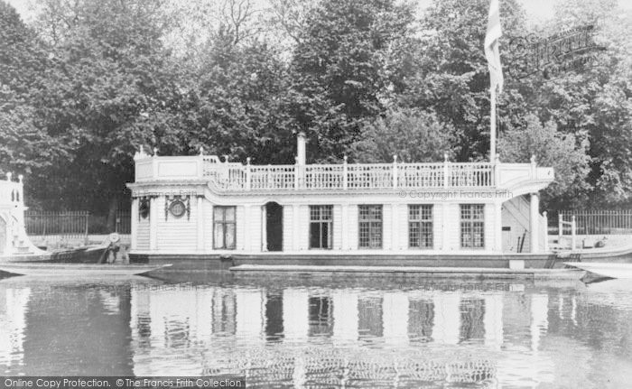Photo of Oxford, Hertford College Barge 1923