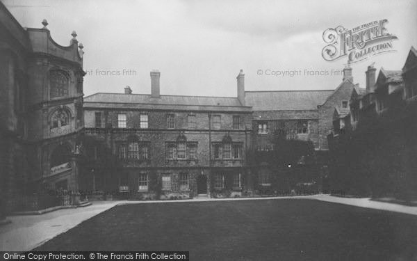 Photo of Oxford, Hertford Quad 1912