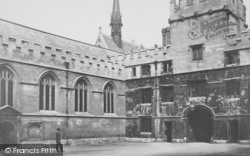 Jesus College 1890, Oxford