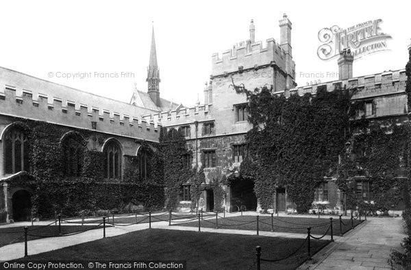 Photo of Oxford, Jesus College, Quadrangle 1902