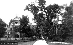 Keble College 1890, Oxford