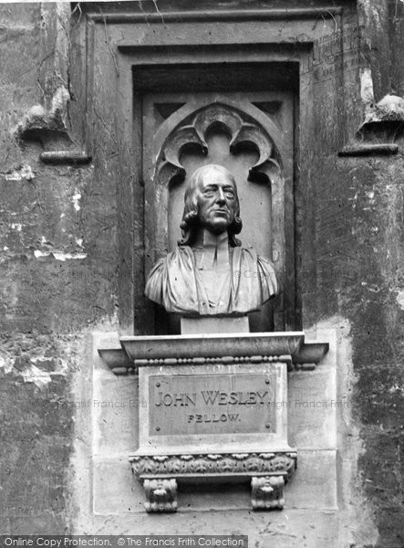 Photo of Oxford, Lincoln College, John Wesley's Bust 1926